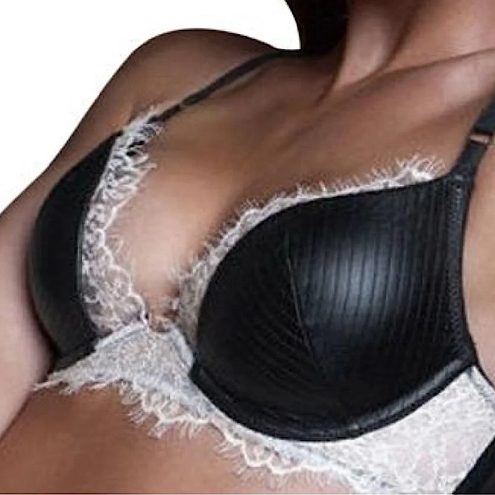 VICTORIA’S SECRET 34DD Very Sexy Lined Plunge Bra Faux Leather & Lace Like New!
